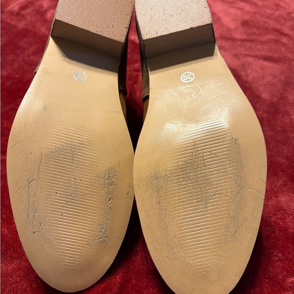 Booties - Picture 4 of 4